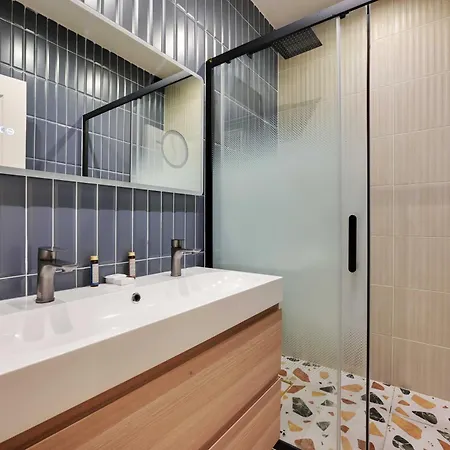 Spacious - 3br-8p - Ternes Paris